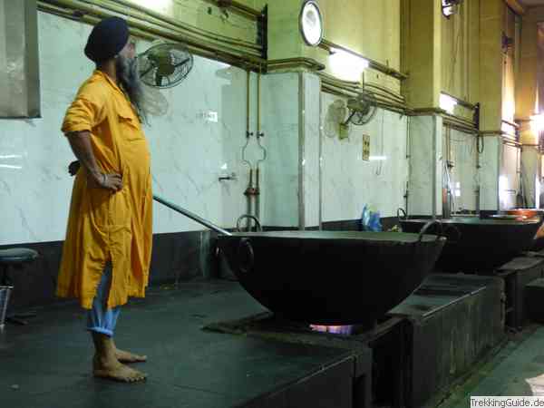 Großküche bei den Sikhs in Delhi
